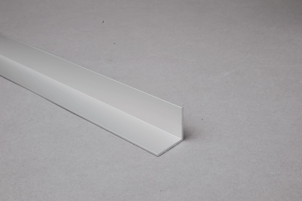 Winkelprofil, 15x15x1,5mm