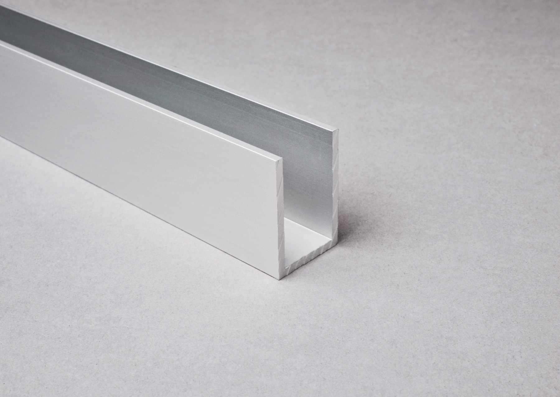 U-Profil, 30x20x30x2mm, max. 16mm