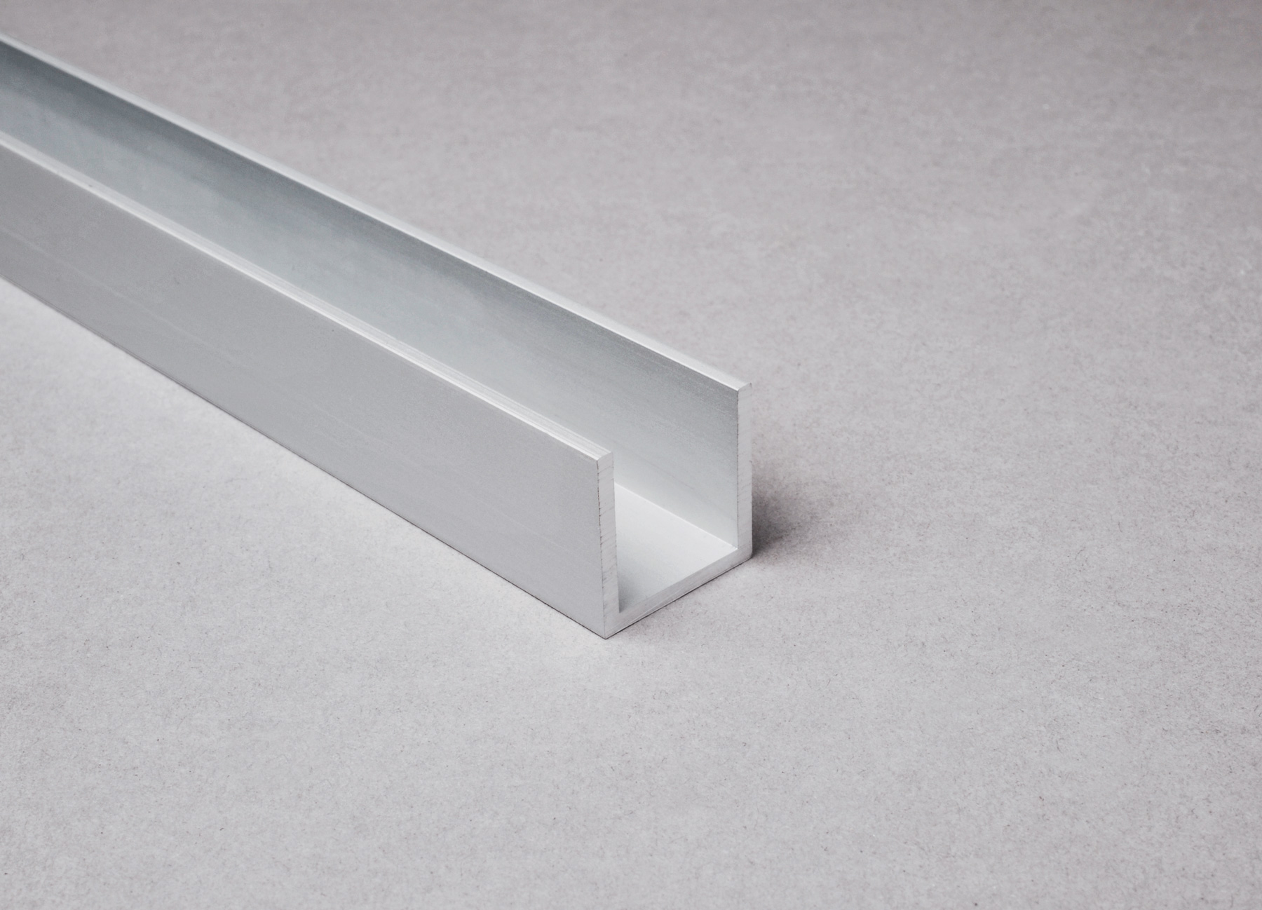 U-Profil, 20x20x20x2mm, max. 16mm